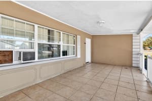 527 JULIE LANE, BRANDON, FL 33511 - MLS#MFRTB8468895