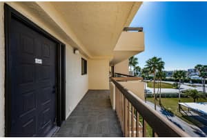 401 150TH AVENUE, MADEIRA BEACH, FL 33708 - MLS#MFRTB8469005