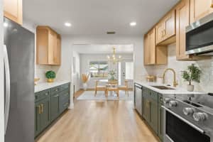 646 36TH AVENUE, ST PETERSBURG, FL 33704 - MLS#MFRTB8469065