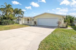 309 BUTTONWOOD LANE, LARGO, FL 33770 - MLS#MFRTB8469088