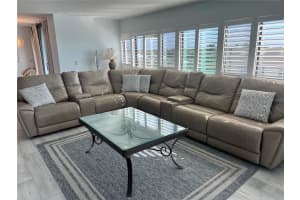 1001 POINT OF ROCKS ROAD, SARASOTA, FL 34242 - MLS#MFRTB8469099