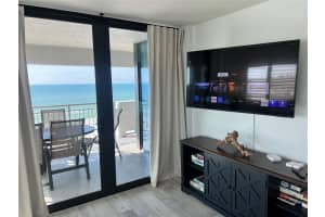 1001 POINT OF ROCKS ROAD, SARASOTA, FL 34242 - MLS#MFRTB8469099