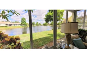 834 TREMONT GREENS LANE, SUN CITY CENTER, FL 33573 - MLS#MFRTB8469111