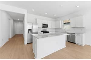 9823 CRESCENT MOON DRIVE, RIVERVIEW, FL 33578 - MLS#MFRTB8469125