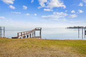 6330 BAHAMA SHORES DRIVE, ST PETERSBURG, FL 33705 - MLS#MFRTB8469163
