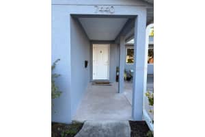 7440 1ST STREET, ST PETERSBURG, FL 33702 - MLS#MFRTB8469214
