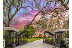 653 Old East Lake Rd, TARPON SPRINGS