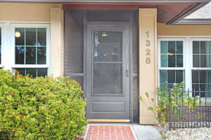 1328 CORNER OAKS DRIVE, BRANDON, FL 33510 - MLS#MFRTB8469271