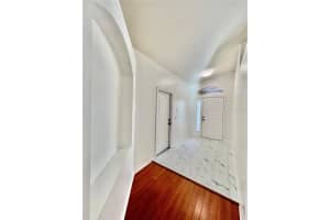 9817 LA VONDA STREET, RIVERVIEW, FL 33569 - MLS#MFRTB8469278