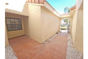 10488 SAINT TROPEZ PLACE, TAMPA, FL 33615 - MLS#MFRTB8469296