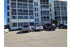 4908 38th Way S #103, ST PETERSBURG