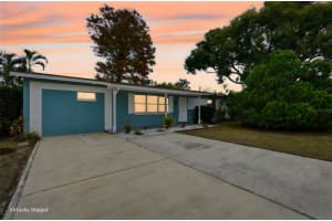 5613 57TH AVENUE, ST PETERSBURG, FL 33709 - MLS#MFRTB8469370