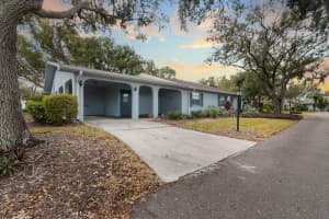 1102 Harefield Cir, SUN CITY CENTER