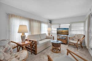 7801 34TH AVENUE, ST PETERSBURG, FL 33710 - MLS#MFRTB8469412