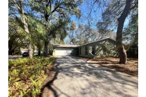 9715 HIDDEN OAKS CIRCLE, TAMPA, FL 33612 - MLS#MFRTB8469457