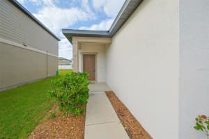 35210 DAISY MEADOW LOOP, ZEPHYRHILLS, FL 33541 - MLS#MFRTB8469569