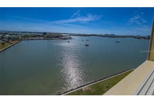 4775 Cove Cir #1002, ST PETERSBURG