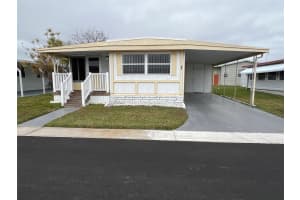 11300 124TH AVENUE, LARGO, FL 33778 - MLS#MFRTB8469688