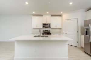 10728 GABLE DIG LOOP, SAN ANTONIO, FL 33576 - MLS#MFRTB8469699