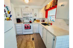 2270 PALAZZA DRIVE, SARASOTA, FL 34238 - MLS#MFRTB8469762