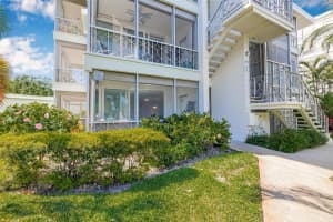 615 10th Ave Ne #1, ST PETERSBURG