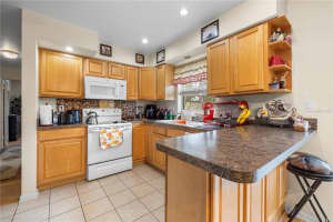 6946 34TH AVENUE, ST PETERSBURG, FL 33710 Sold 02/11/26