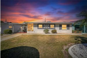 1607 Council Dr, SUN CITY CENTER