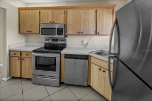 2002 BLUE HAWK COURT, CLEARWATER, FL 33762 - MLS#MFRTB8469875