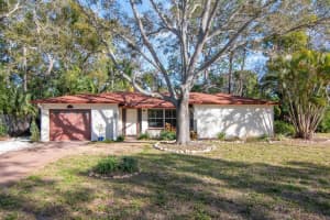 236 North St, PALM HARBOR
