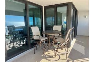 1001 POINT OF ROCKS ROAD, SARASOTA, FL 34242 - MLS#MFRTB8469903