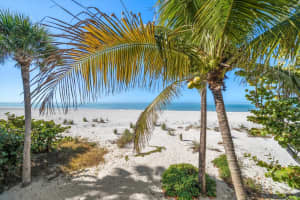 8640 GULF BOULEVARD, TREASURE ISLAND, FL 33706 - MLS#MFRTB8469911