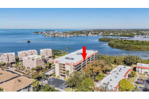 2700 Bayshore Blvd #9402, DUNEDIN