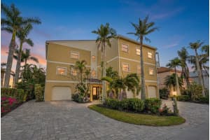 614 NORTON STREET, LONGBOAT KEY, FL 34228 - MLS#MFRTB8470030