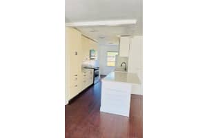 3661 STERLING ROAD, VENICE, FL 34293 - MLS#MFRTB8470067