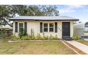 111 Garland Ave, SEFFNER