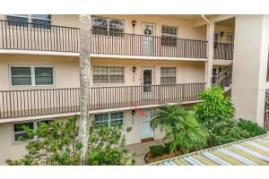 831 MAPLE COURT, DUNEDIN, FL 34698 - MLS#MFRTB8470124