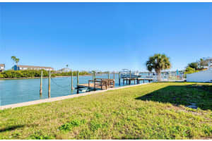 322 LA HACIENDA DRIVE, INDIAN ROCKS BEACH, FL 33785 - MLS#MFRTB8470135