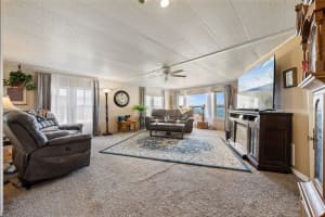 121 BONNIE DRIVE, AUBURNDALE, FL 33823 - MLS#MFRTB8470179