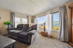 121 BONNIE DRIVE, AUBURNDALE, FL 33823 - MLS#MFRTB8470179