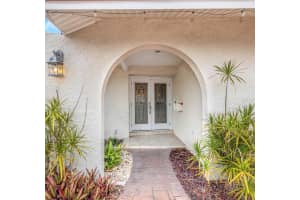 4313 50TH PLACE, ST PETERSBURG, FL 33711 - MLS#MFRTB8470187