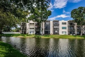 5980 Terrace Park Dr N #313, ST PETERSBURG