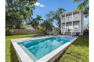 605 12th Ave N, ST PETERSBURG 605 12th Ave N, ST PETERSBURG