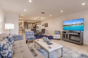 1255 E Peppertree Dr #403, SARASOTA