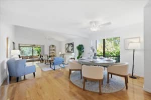 4230 GLEN HAVEN LANE, TAMPA, FL 33618 - MLS#MFRTB8470258