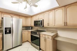 1255 PEPPERTREE DRIVE, SARASOTA, FL 34242 - MLS#MFRTB8470262