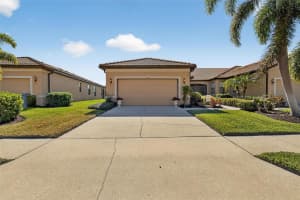 220 SHELL FALLS DRIVE, APOLLO BEACH, FL 33572 - MLS#MFRTB8470363