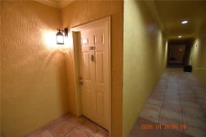 4323 BAYSIDE VILLAGE DRIVE, TAMPA, FL 33615 - MLS#MFRTB8470456