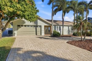 2316 SHORE DRIVE, ST PETERSBURG, FL 33705 - MLS#MFRTB8470539