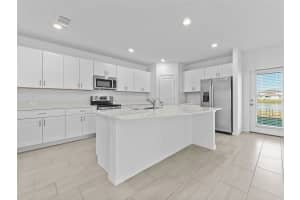 11628 RADIANT SHORE LOOP, SAN ANTONIO, FL 33576 - MLS#MFRTB8470594