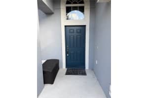 909 MEADOW GLADE DRIVE, RUSKIN, FL 33570 - MLS#MFRTB8470643